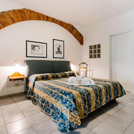 Agriturismo Casa Andreina Кастільйоне-делла-Пеская Екстер'єр фото