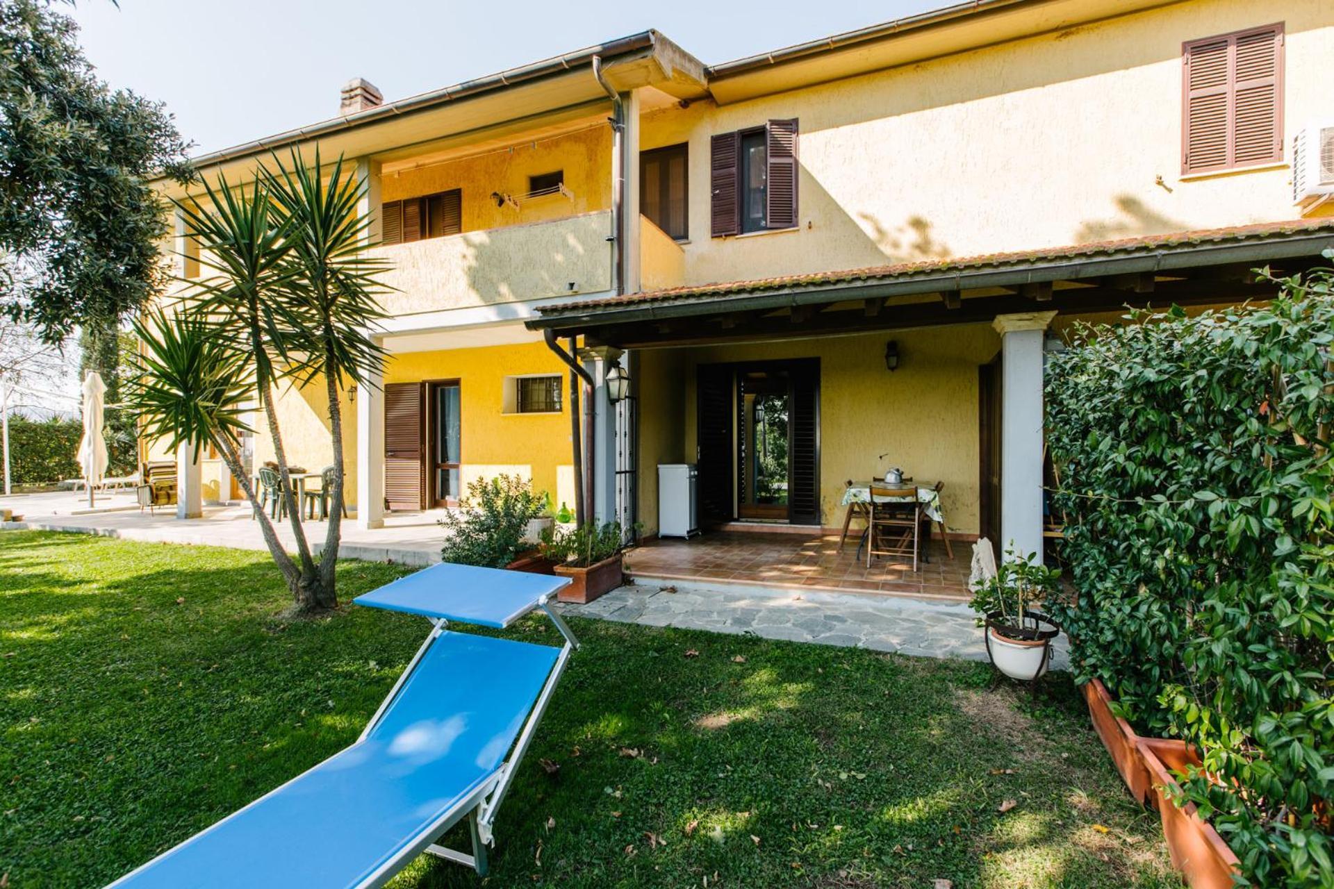 Agriturismo Casa Andreina Кастільйоне-делла-Пеская Екстер'єр фото