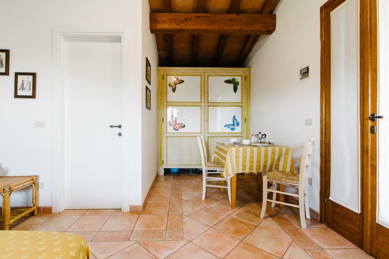 Agriturismo Casa Andreina Кастільйоне-делла-Пеская Екстер'єр фото